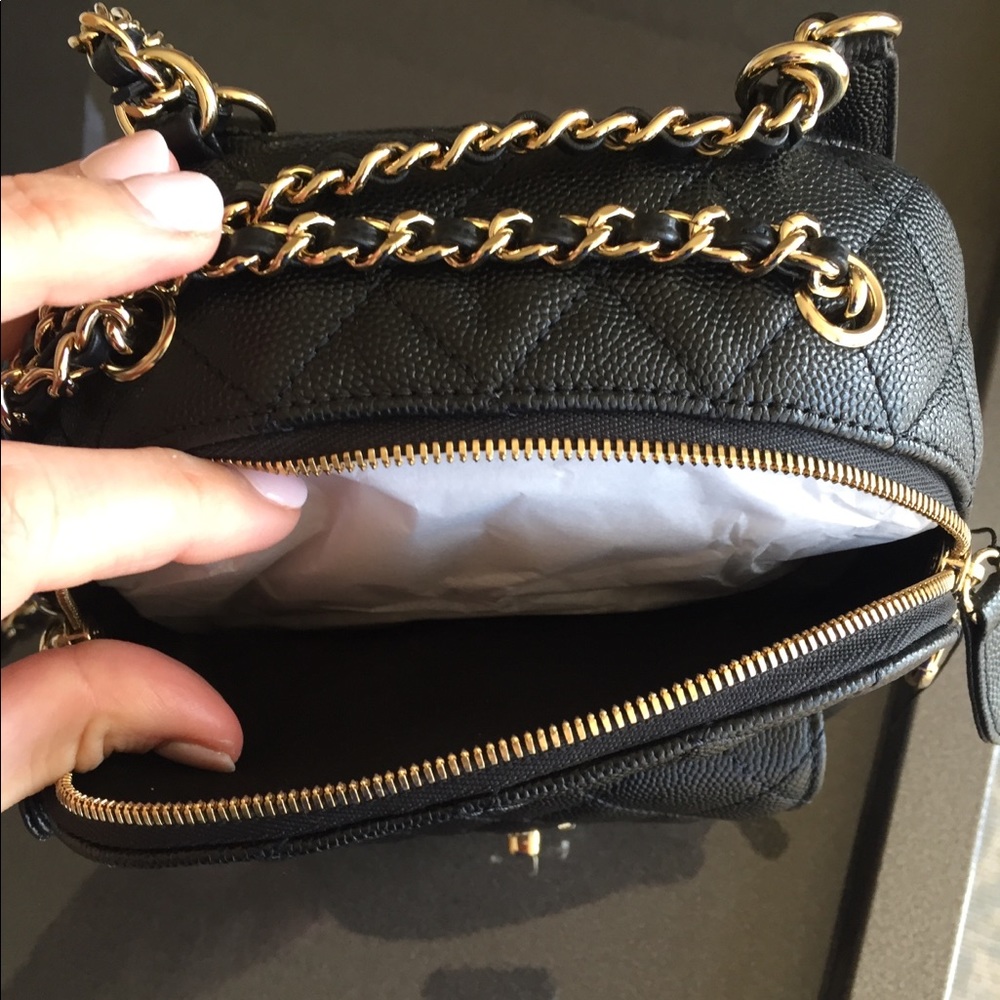 19C CHANEL Small Black Caviar Backpack❣️ - Picture 4 of 8